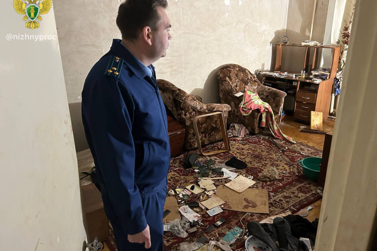 старинные подъезды екатеринбурга. самый плохой под. самый плохой под. страшный подъезд. самый плохой под.