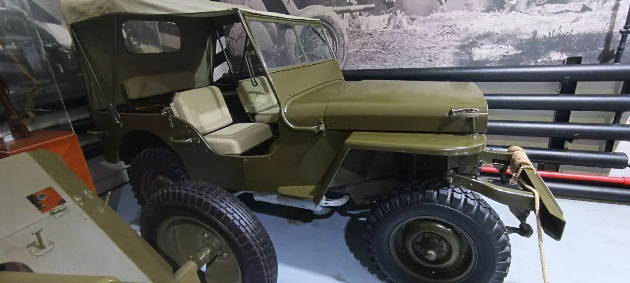 Можно купить, например, этот Willys mb 1943 года выпуска. Стоит 1,45 миллиона рублей