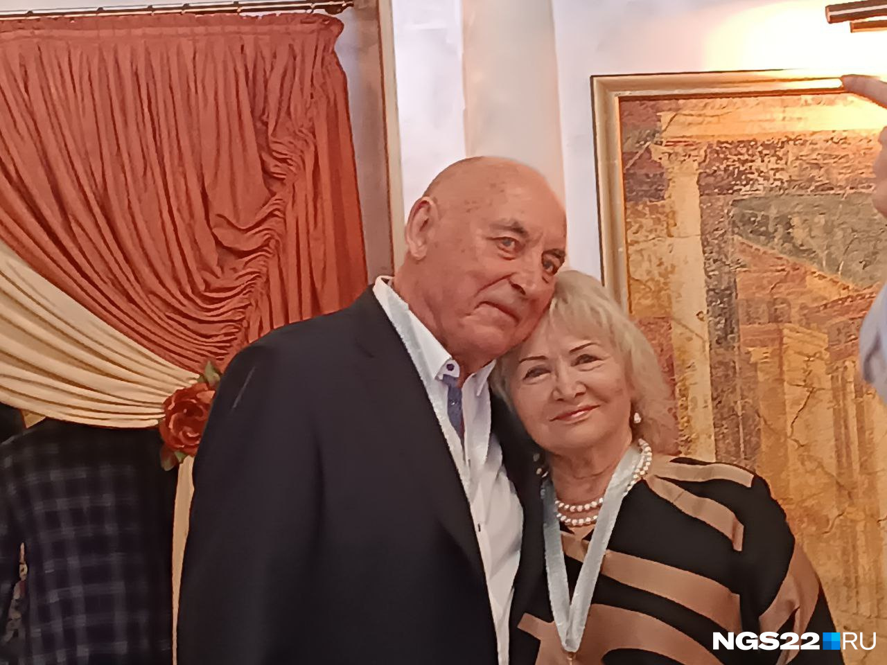 Я люблю тебя до слёз. Как супруги из Барнаула сыграли свадьбу заново спустя 60 лет вместе: фото и видео
