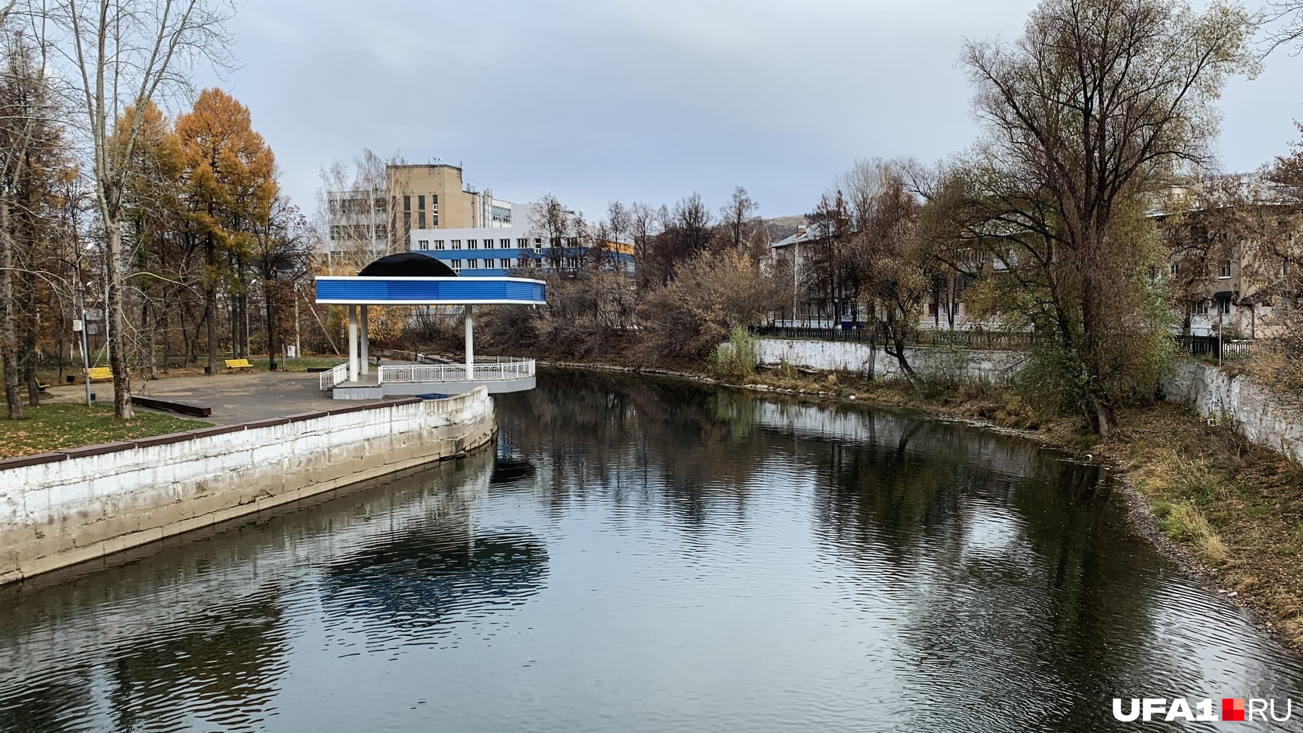 Осенью в Парке Пилютова почти никого не бывает