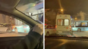 На Ленинградском проспекте столкнулись автобус и легковушка: видео с места ДТП