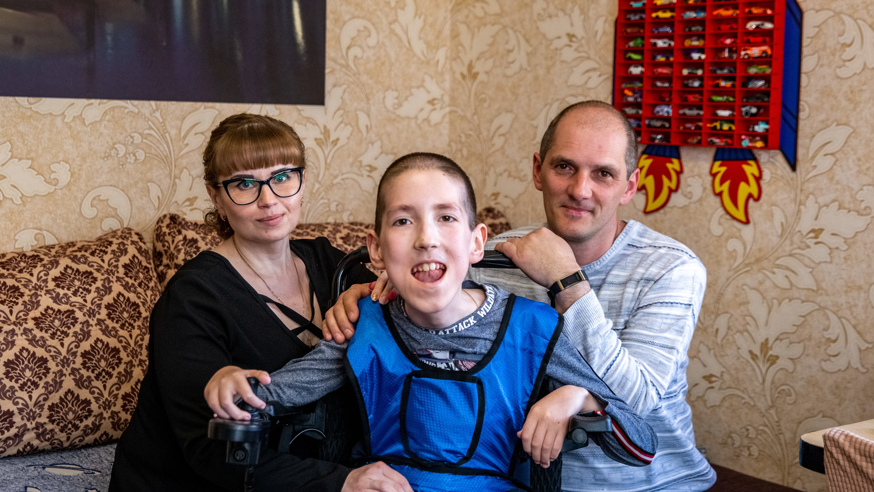 «Хочу быть как все»: 13-летний ярославец с редчайшей болезнью рассказал о жизни в коляске