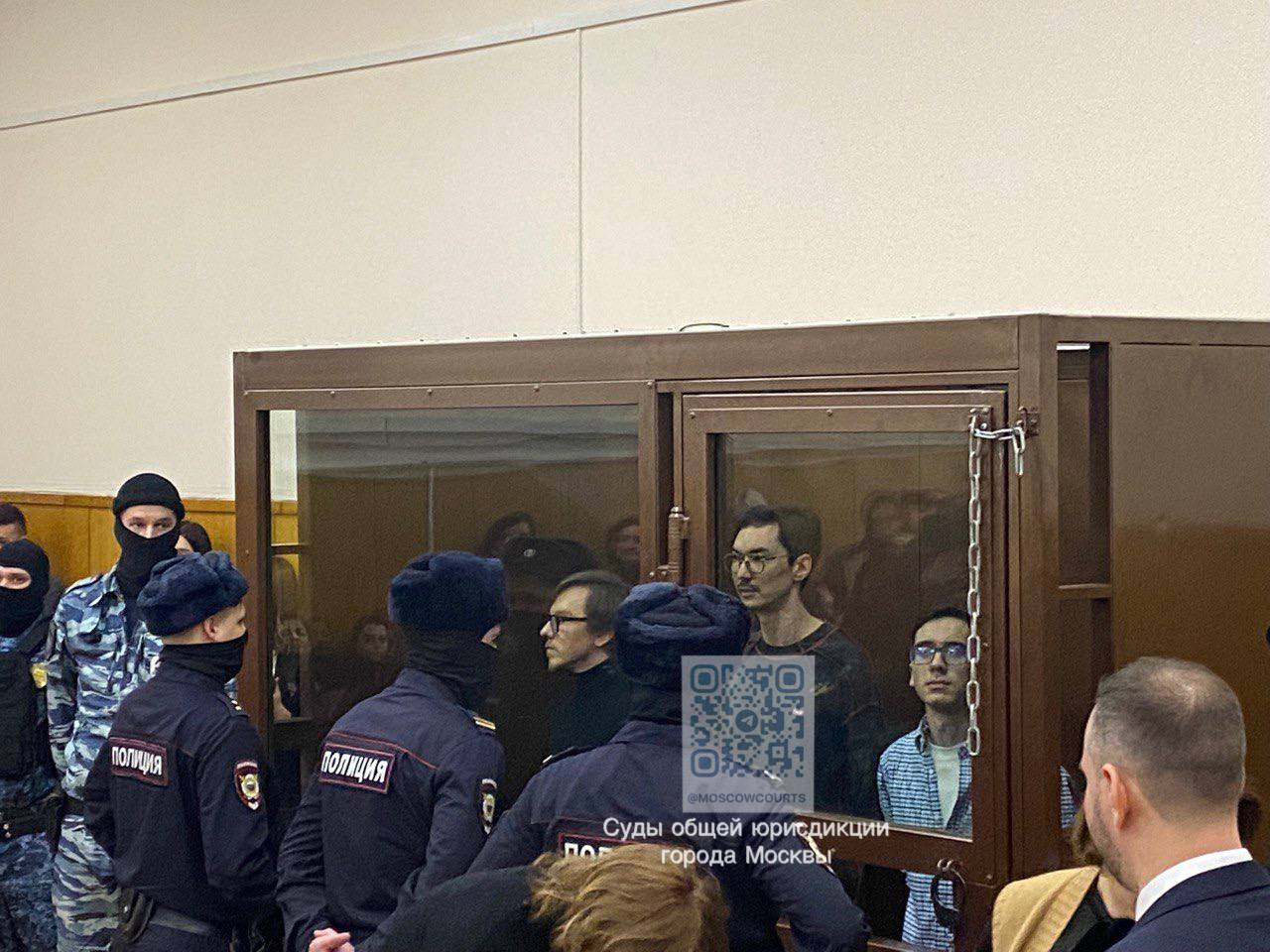 Бывшего директора холдинга Ксении Собчак приговорили к семи с половиной годам