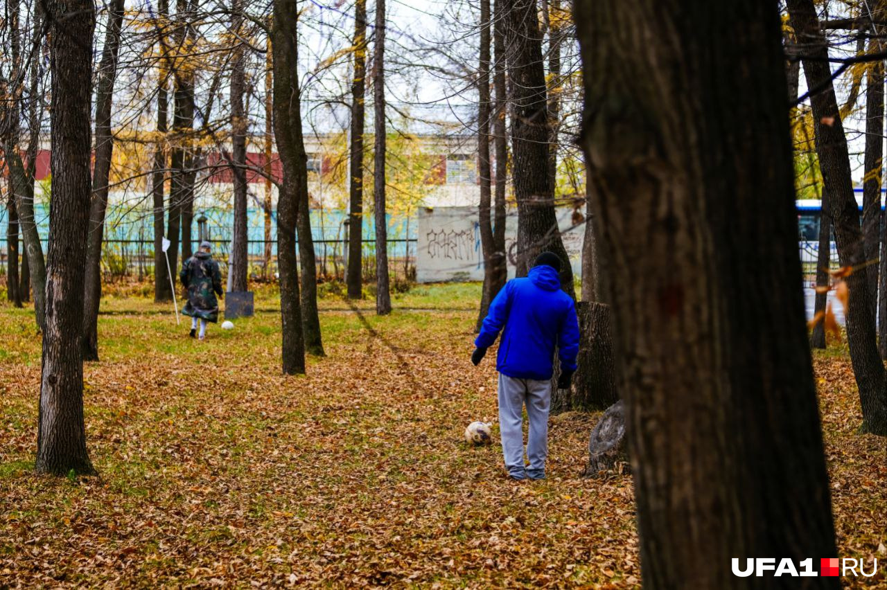 Первое время на Западе в футгольф играли именно в парках