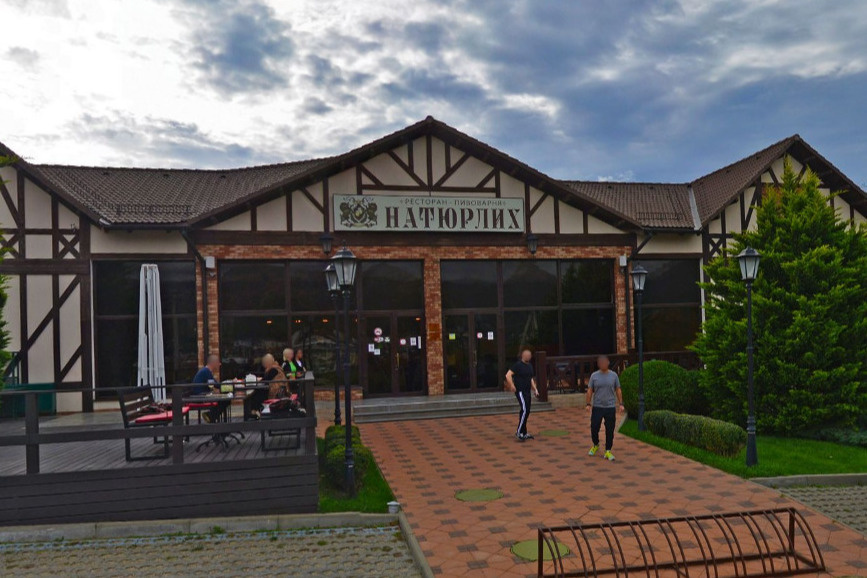 Ресторан «Натюрлих» в Геленджике принадлежит фирмам убитых Светланы Филанович и Ирины Хант