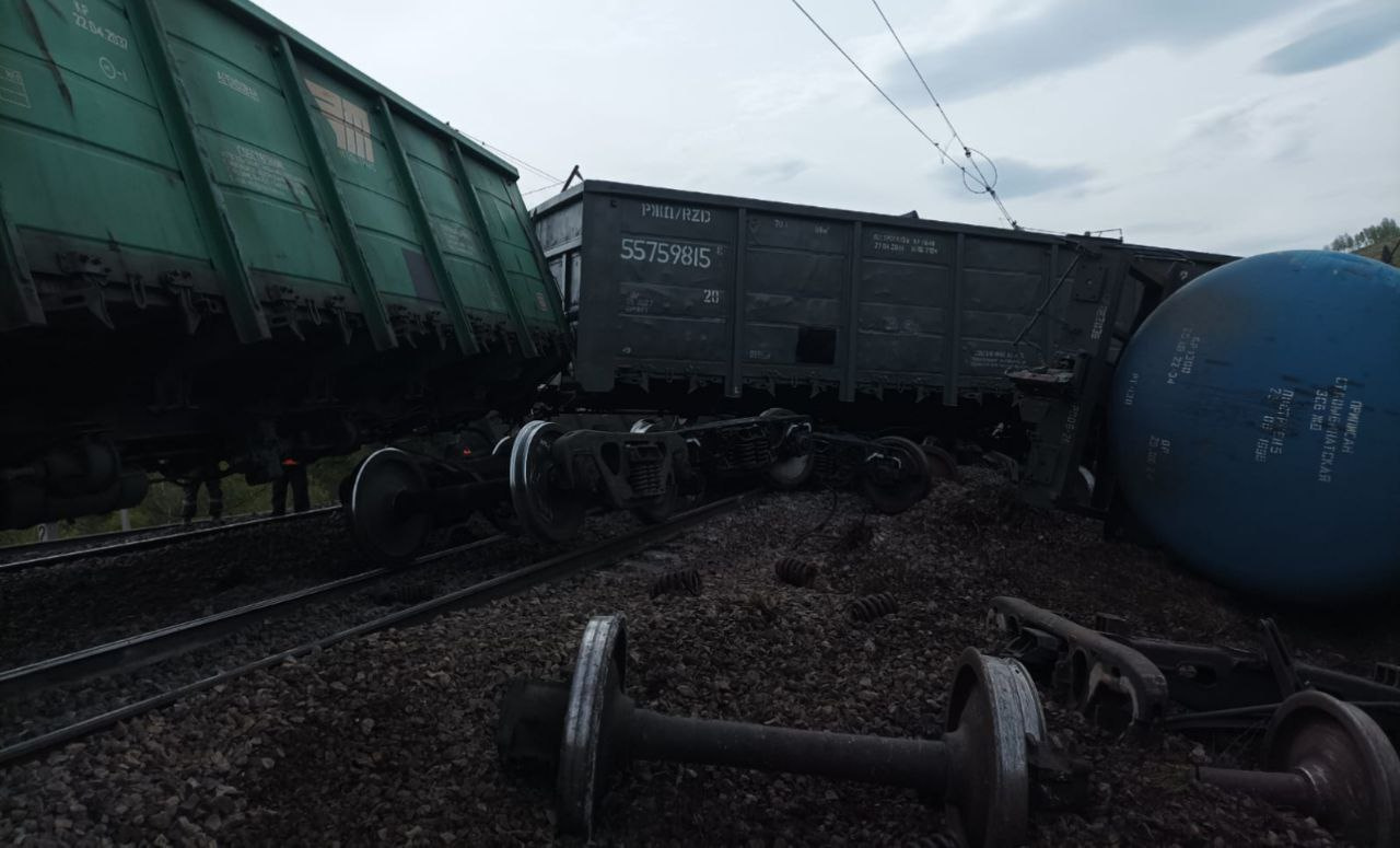 Пассажиры поезда Москва — Владивосток застряли на три часа в вагоне из-за аварии на путях под Красноярском