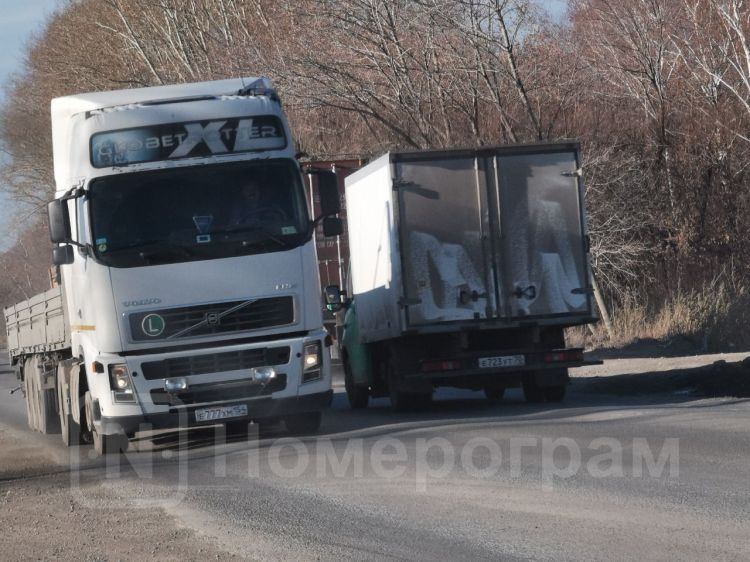 С номером Е777ХМ ранее был на грузовом автомобиле С номером Е777ХМ ранее был на грузовом автомобиле