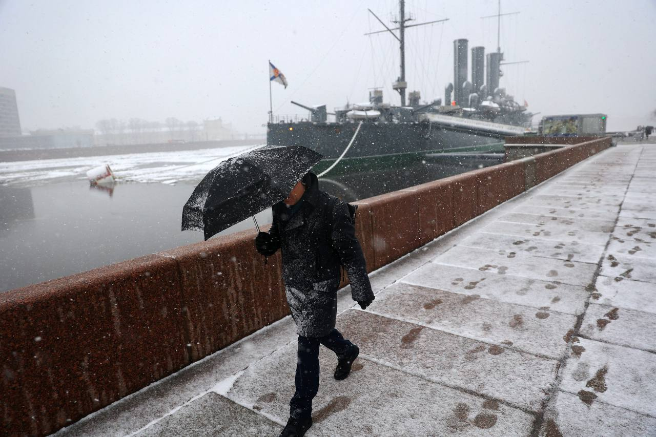 Зимнее очарование в конце марта. Посмотрите, как Петербург засыпало снегом