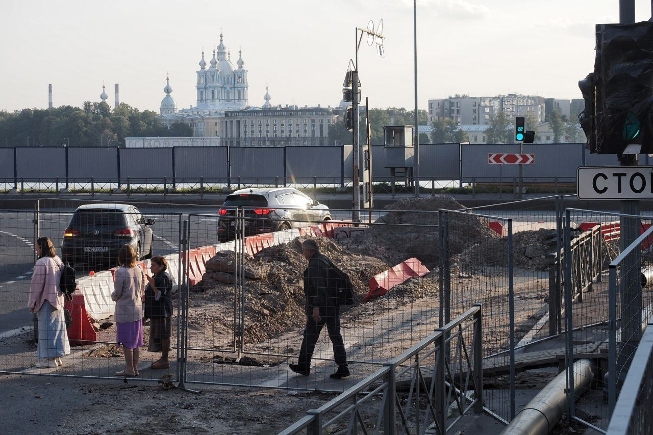 Пробка на Пискаревском проспекте в Петербурге — когда закончат работы - 11  сентября 2023 - ФОНТАНКА.ру