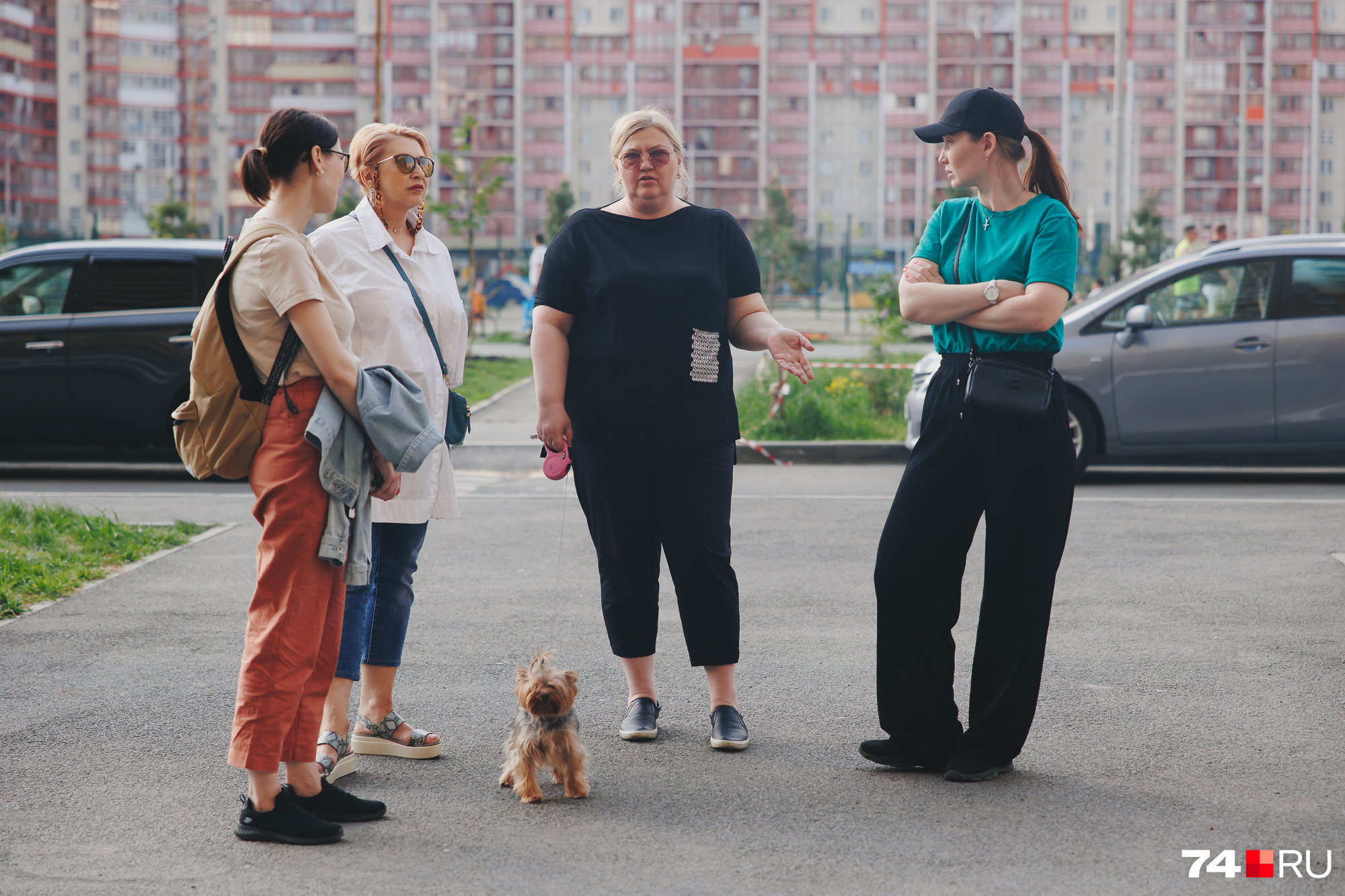 Жители обращались к застройщику, но безуспешно Жители обращались к застройщику, но безуспешно
