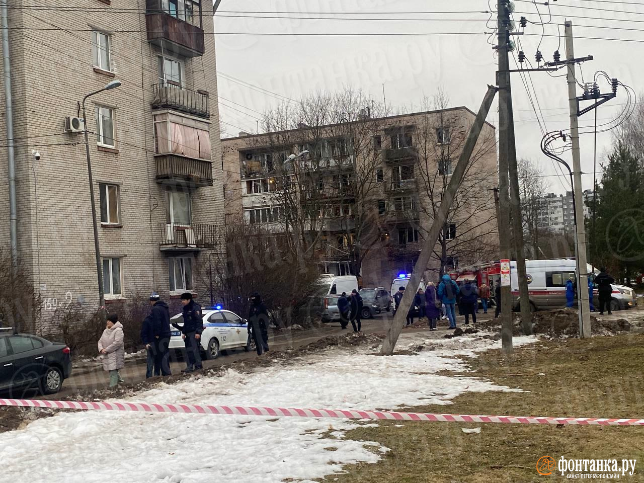 Выбиты окна, люди ждут на улице. При падении беспилотника на Пискаревском  пострадали несколько домов | 02.03.2024 | Санкт-Петербург - БезФормата