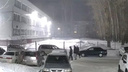 Новосибирец повредил несколько припаркованных автомобилей в Северо-Чемском — видео