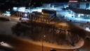 «Собираются каждый вечер»: жительница Новосибирска пожаловалась на дрифтеров под окнами — громкое видео