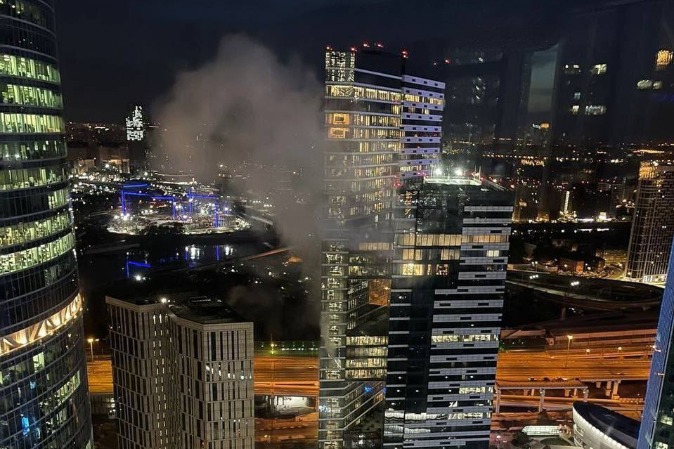 Момент попадания беспилотника в башню Москва-Сити попал на видео