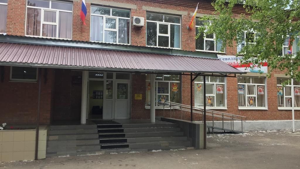 Глава хутора под Ростовом согласился отдать свой кабинет под класс, ведь места в школе закончились