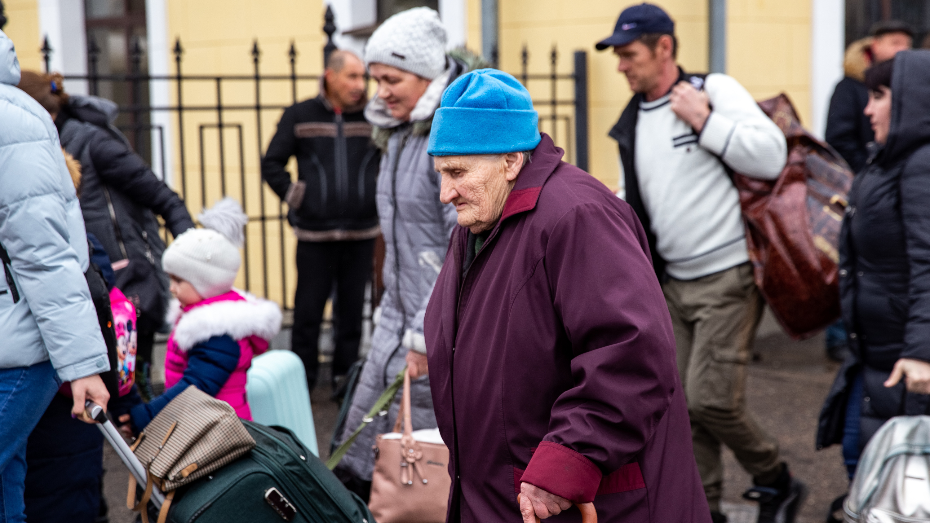 «Приносить большими партиями»: как помочь эвакуированным белгородцам в Ярославле