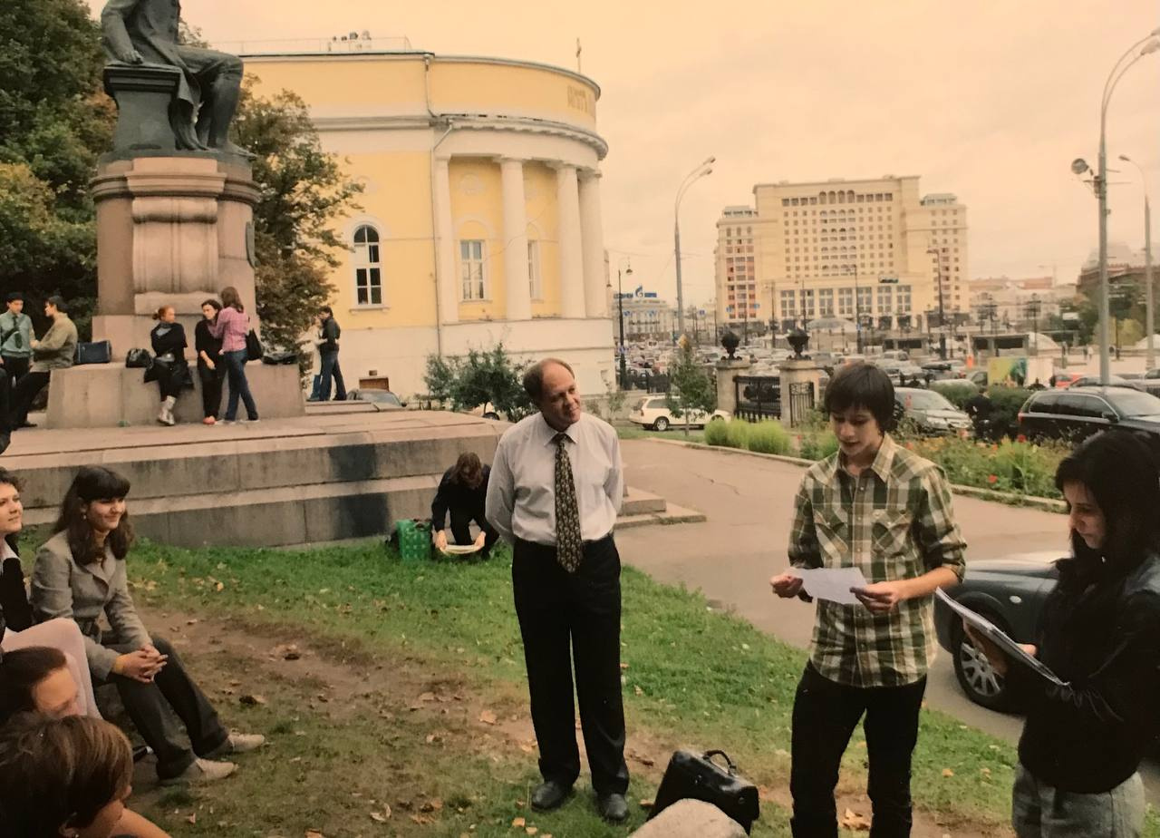 Я оглянулась, а рядом лежала оторванная голова». 20 лет после теракта у  отеля «Националь» в центре Москвы | 13.12.2023 | Архангельск - БезФормата