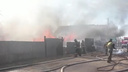 Пожарные не дали перекинуться огню на соседние дома и постройки в переулке Огородный в Кургане