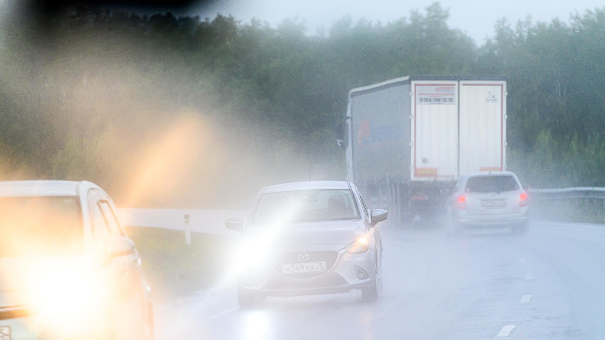 Водителей предупредили о затяжных дождях на трассе М-4 «Дон» в Воронежской области
