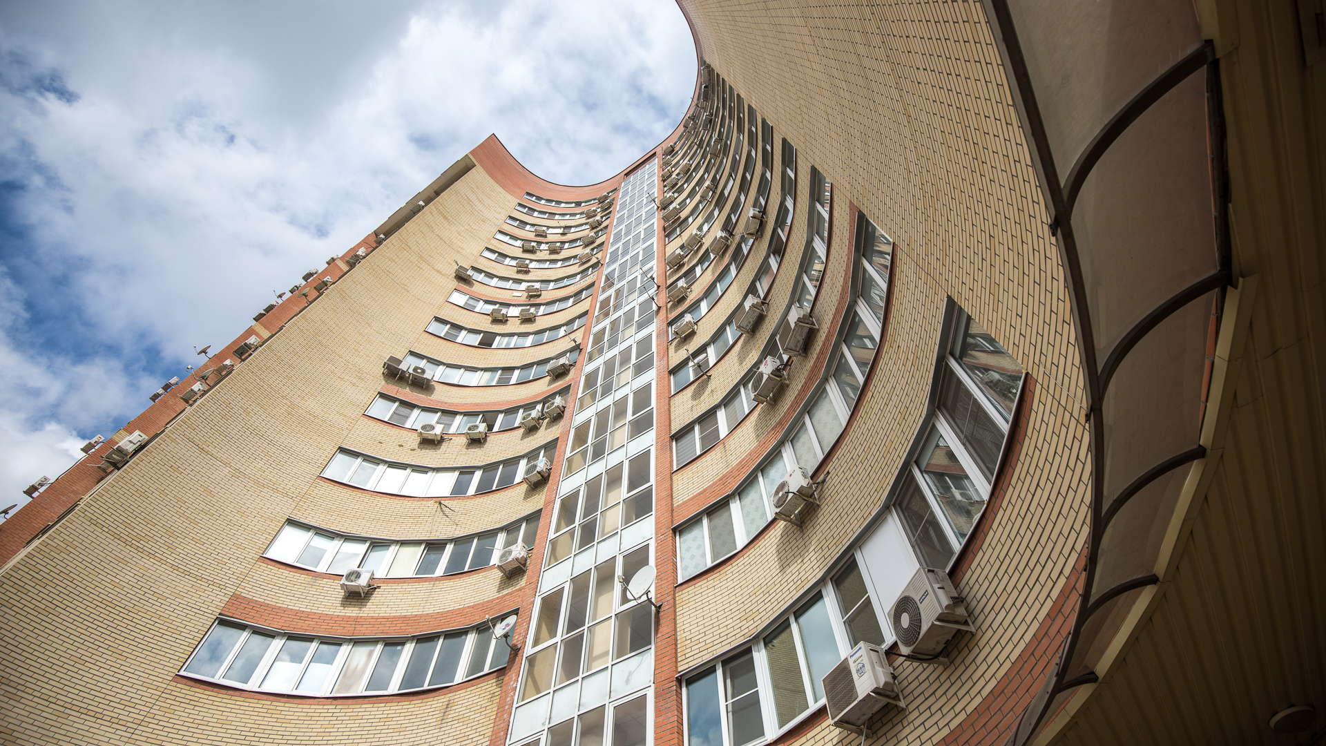 Как спецоперация влияет на рынок жилья Ростова и что будет с ценами на квартиры? Интервью