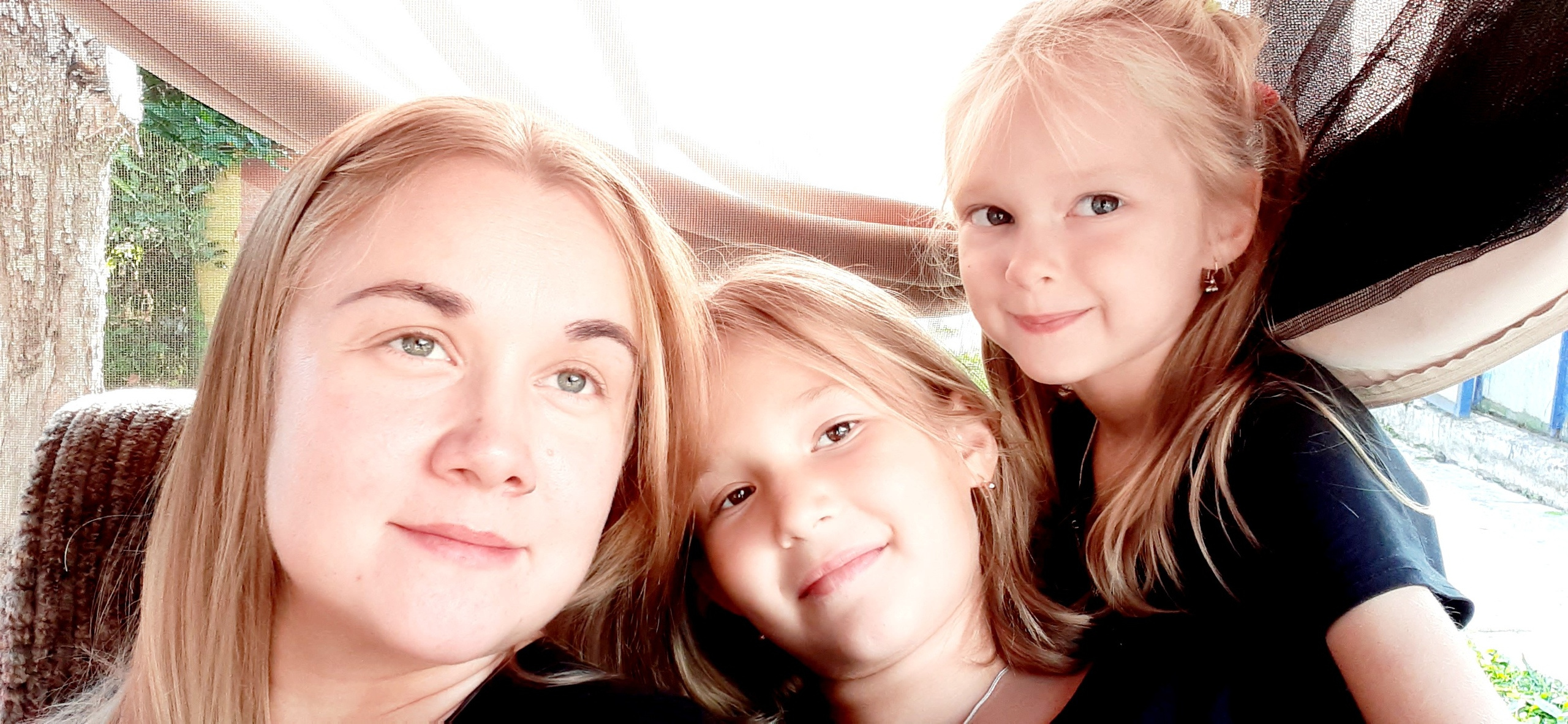 Анна и ее дочки