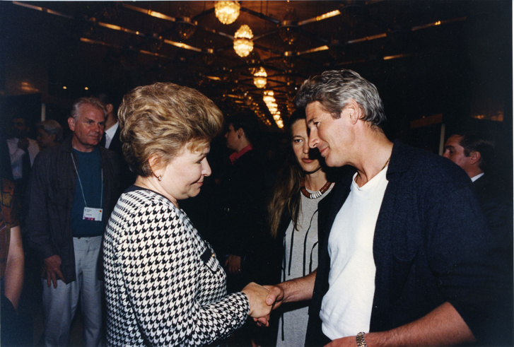 Наина Ельцина и актер Ричард Гир на XIX Московском международном кинофестивале. Москва, июль 1995 года