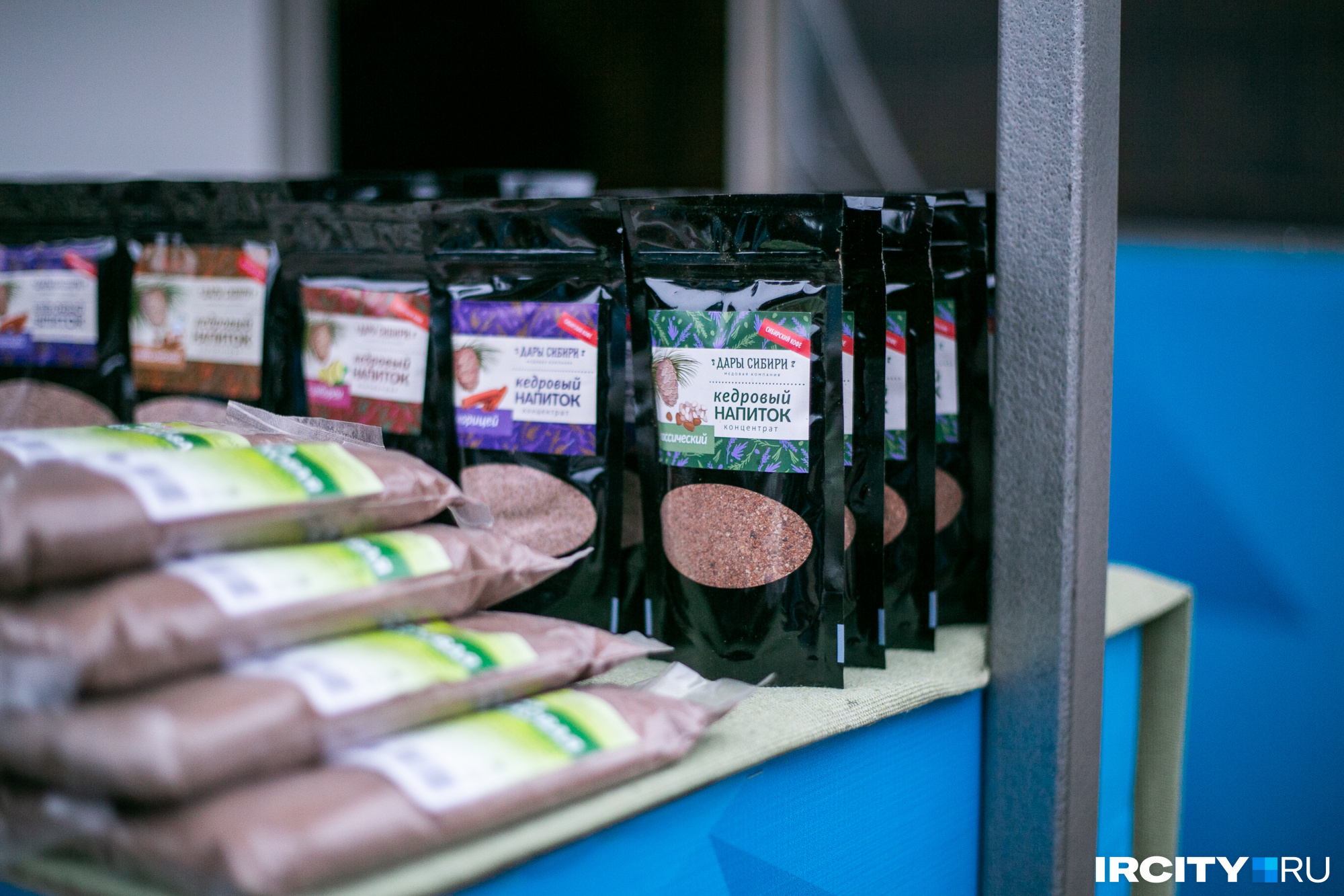 Продукт сам по себе интересный, но как будто не для гастрофестиваля, где гостей должны угощать готовой едой и напитками Продукт сам по себе интересный, но как будто не для гастрофестиваля, где гостей должны угощать готовой едой и напитками