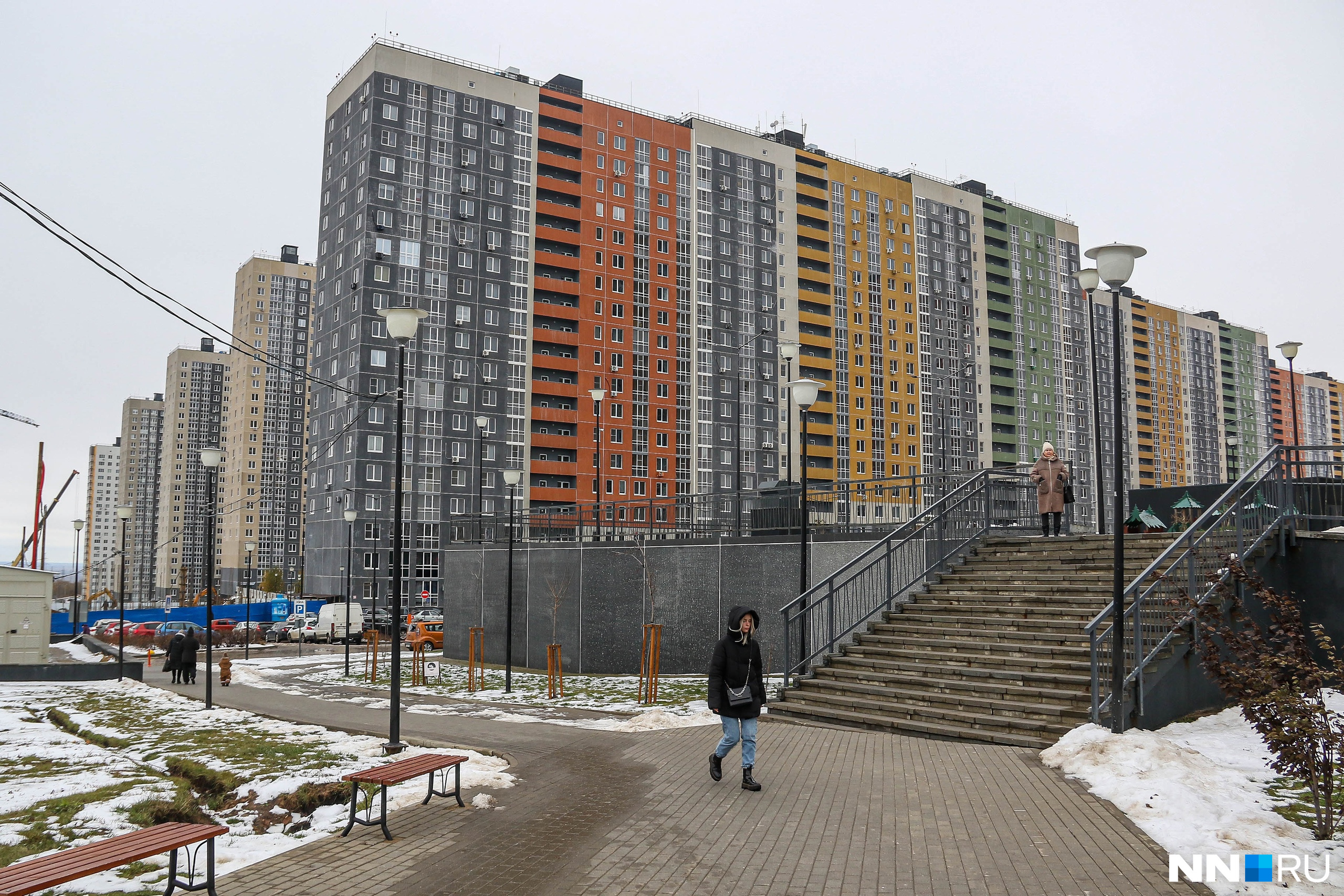 Ипотечное рабство. Нижегородцы отдают свыше половины зарплаты ради квартиры — это один из худших показателей в РФ