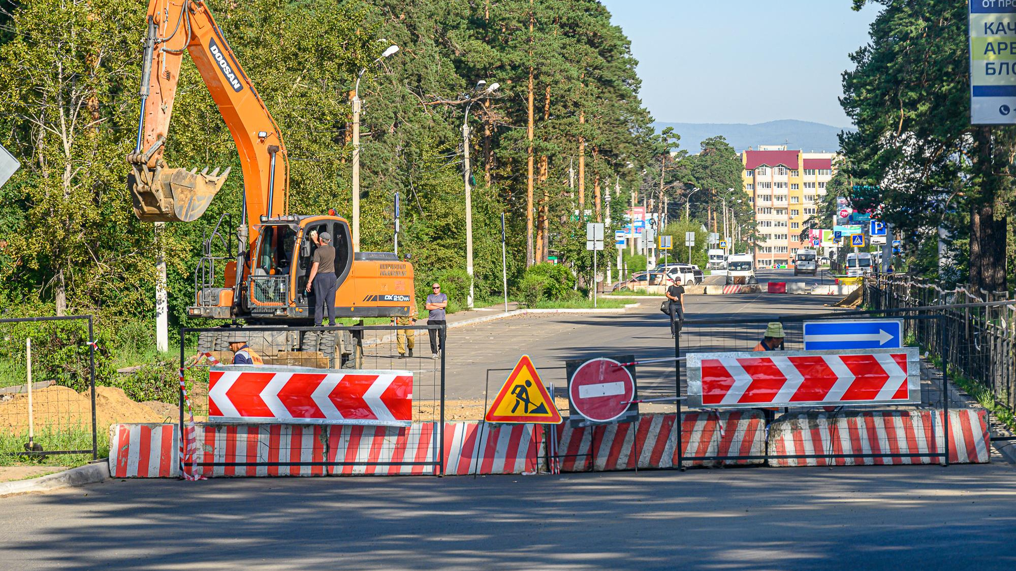 Восемь улиц в Чите планируют отремонтировать до начала октября. Объясняем, где будут перекрытия