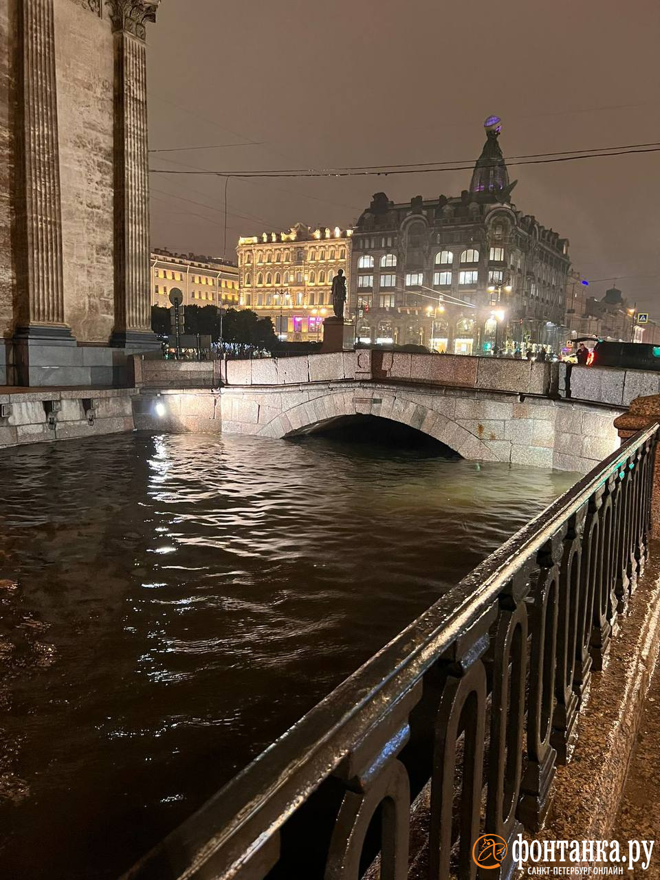 Уровень воды в Неве в Петербурге превысил 160 сантиметров - 7 октября 2023  - ФОНТАНКА.ру