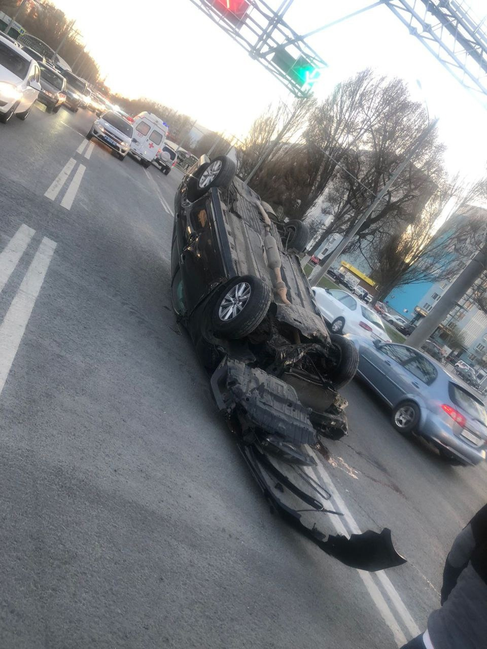За рулем камри