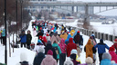Толпа на набережной и пустые дороги: что происходило в Новосибирске 1 января — фото и видео