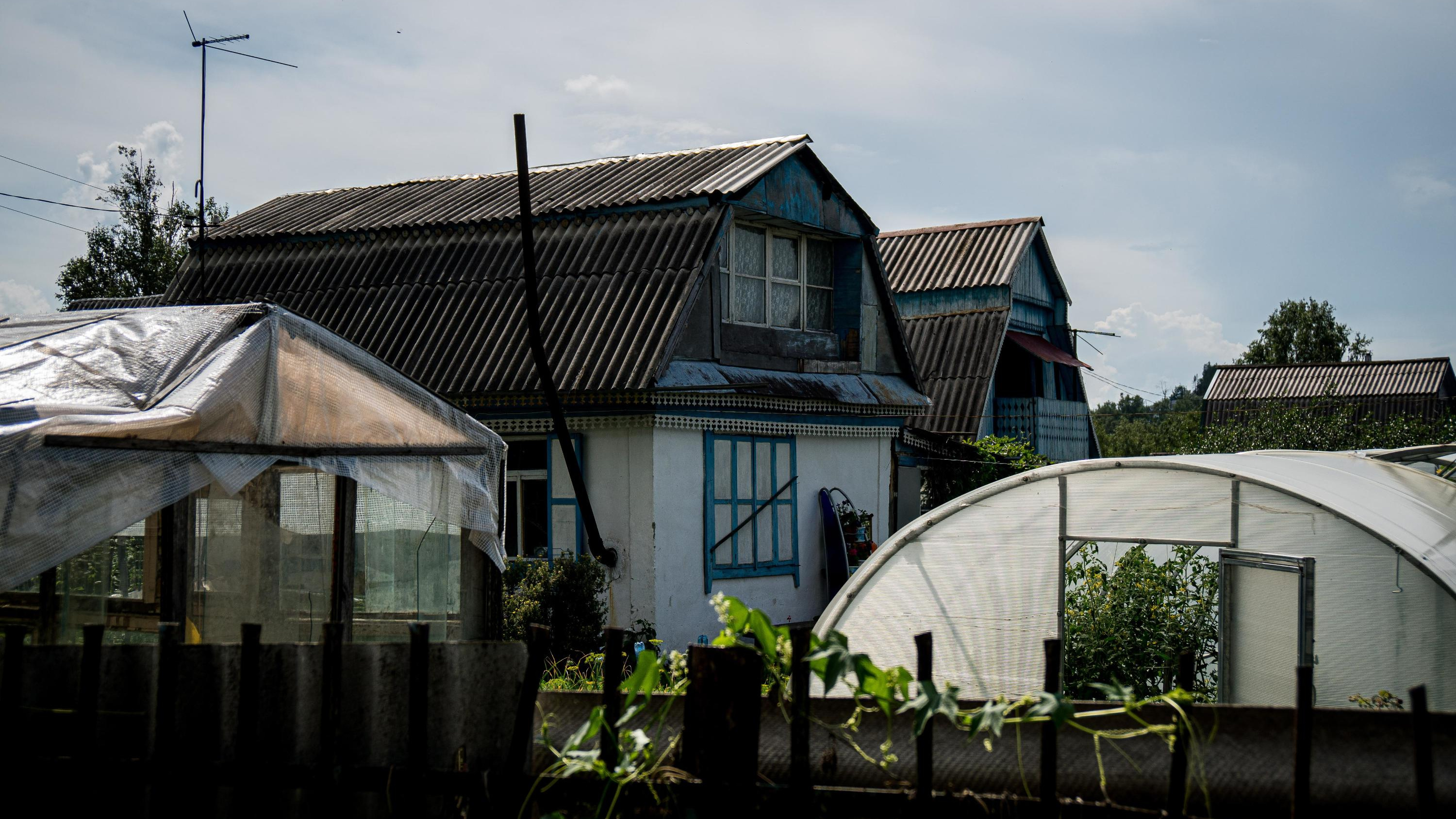 «Дача — это рабство»: новосибирцы поспорили из-за роста цен на домики в СНТ в 2–3 раза