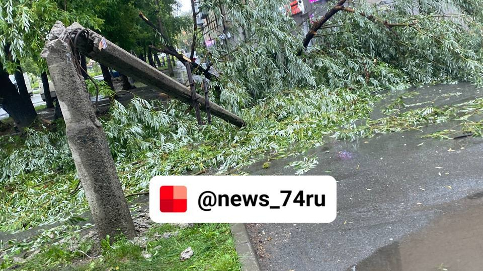 «Водохранилища больше нет, из него пил город»: в двух тонущих районах Челябинской области объявлен режим ЧС