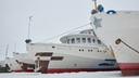Металлические махины вмерзли в лед: как в Самаре зимуют корабли?