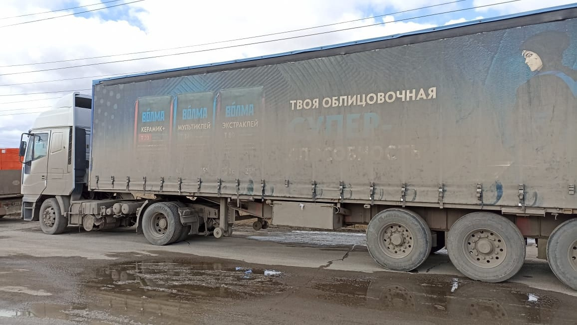 Iveco практически не поврежден Iveco практически не поврежден