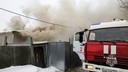 Улицы возле железнодорожного вокзала в Челябинске заволокло дымом из-за пожара
