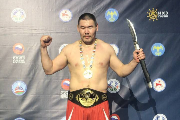 Забайкалец Цыжипов стал чемпионом всероссийского турнира по борьбе хапсагай