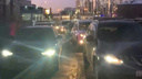 В центре Екатеринбурга решили перекрыть дорогу, где вечно образуются «принципиальные пробки»