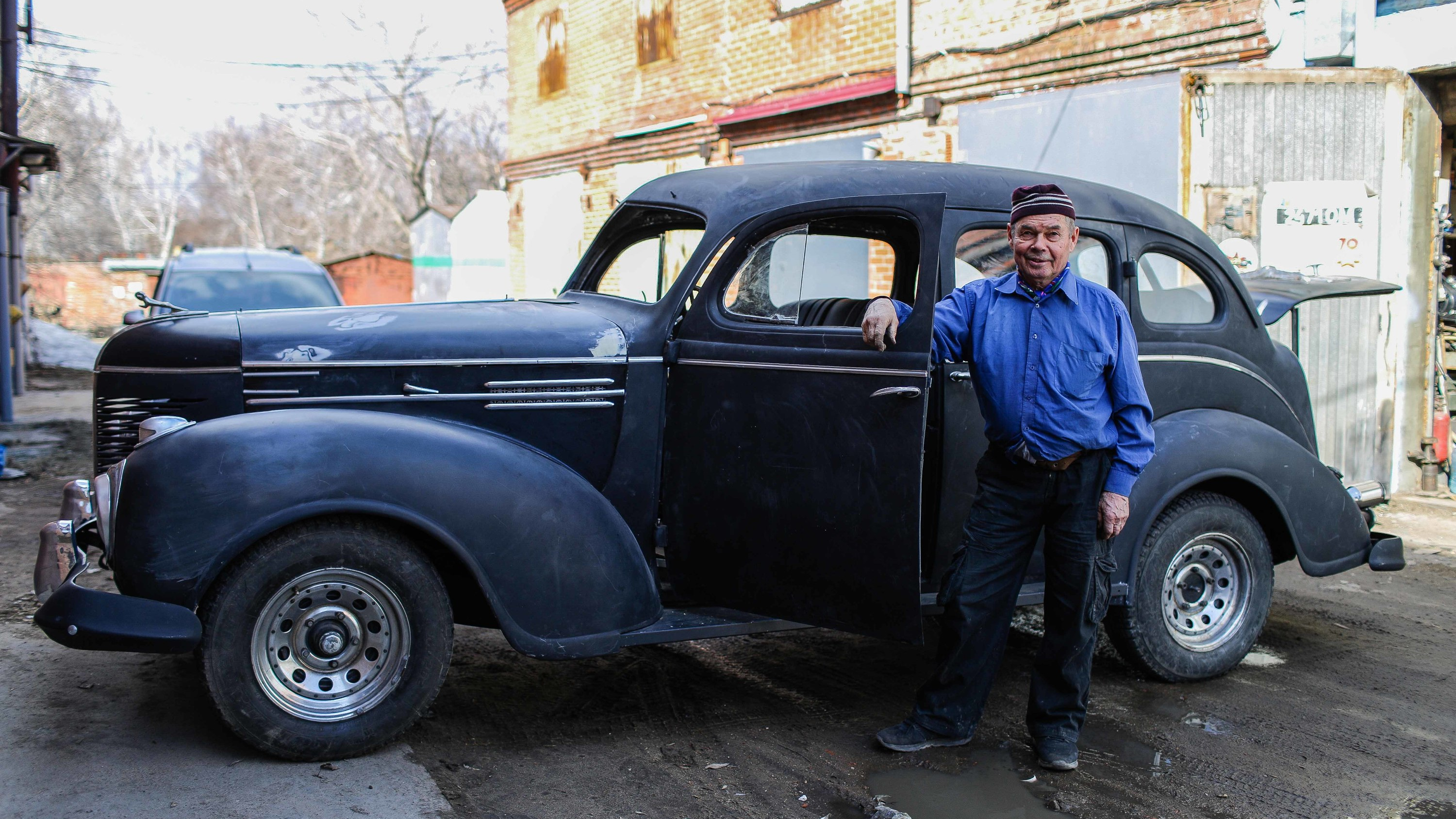 Привет из гангстерской Америки: омский реставратор взялся за раритетный Dodge <nobr class="_">1939 года</nobr>