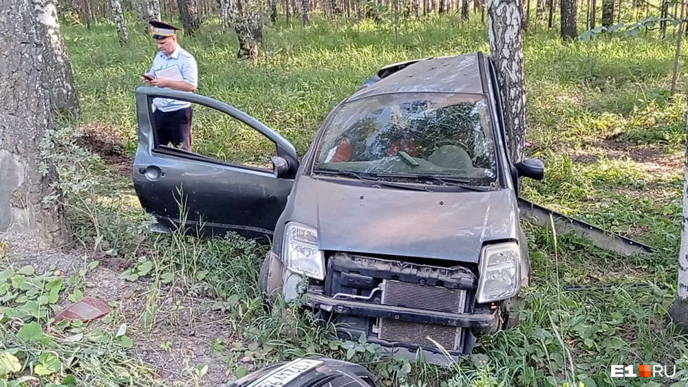 В Екатеринбурге суд простил водителя, по вине которого пассажир вылетел из машины и погиб