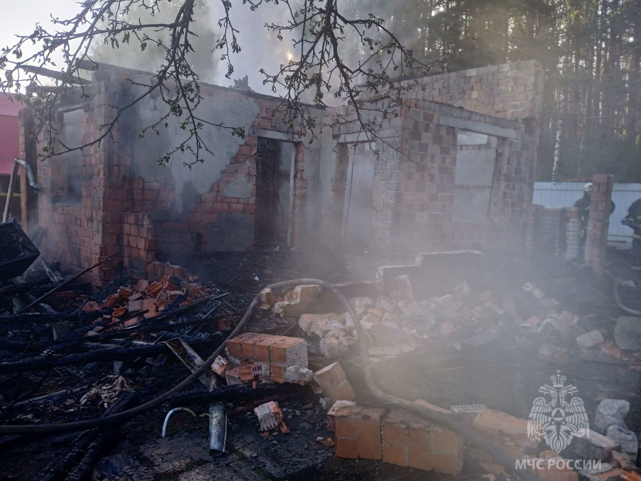 В Нижегородской области сгорел дачный дом. Погибли два человека