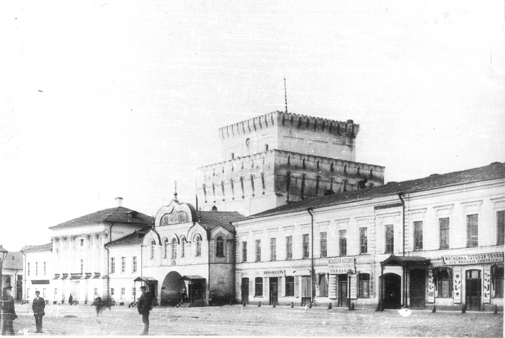 Казанская улица и Знаменская церковь, построенная в 1861 г.