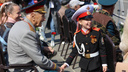 Танки на площади и салют из триколора: самые яркие снимки с парада Победы в Челябинске