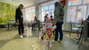 К полудню воскресенья проголосовали более 63% избирателей на Южном Урале