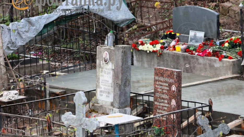 Охранник кладбища поймал вероятного осквернителя могилы Пригожина — это уроженец Воронежской области