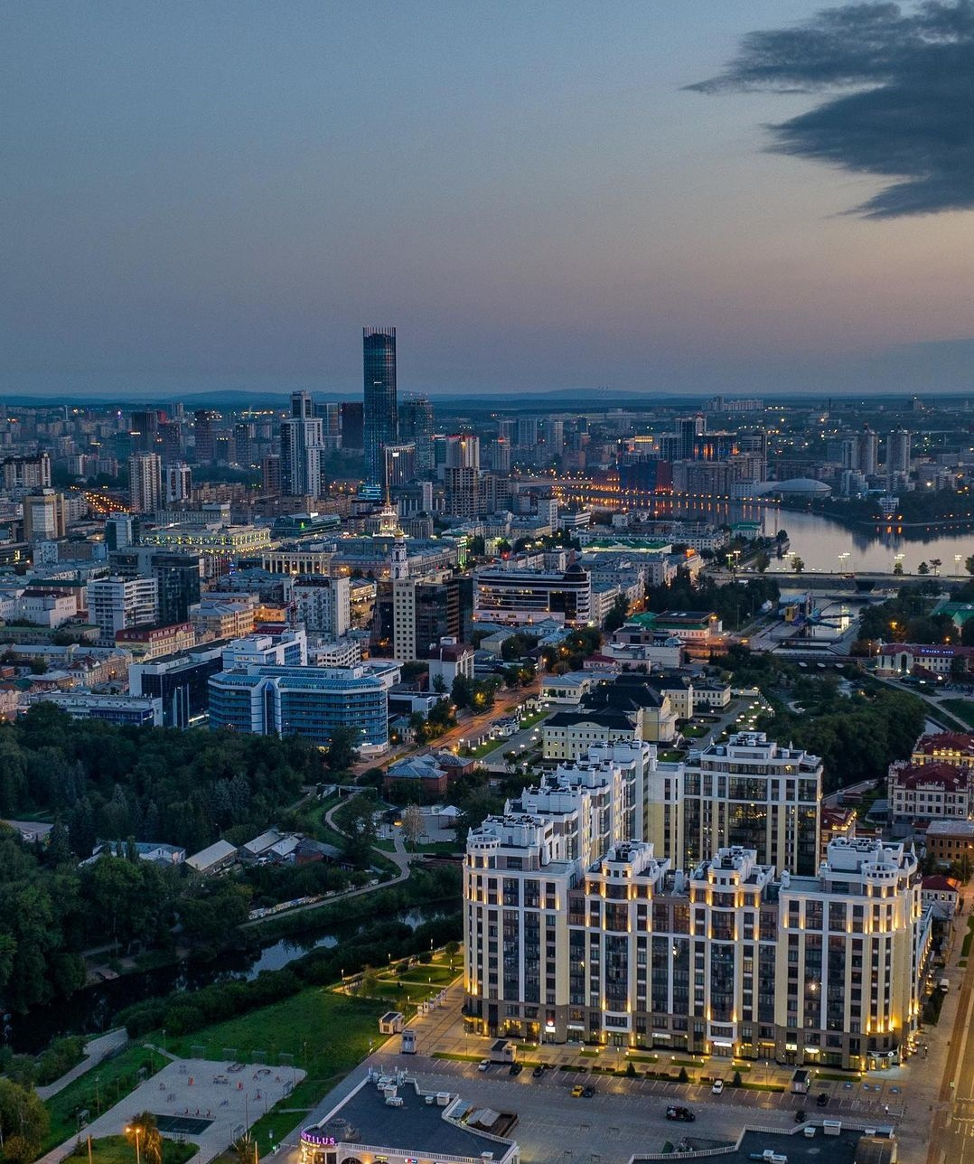 «Мой красивый город». 20 потрясающих снимков Екатеринбурга — их сделал погибший фотограф