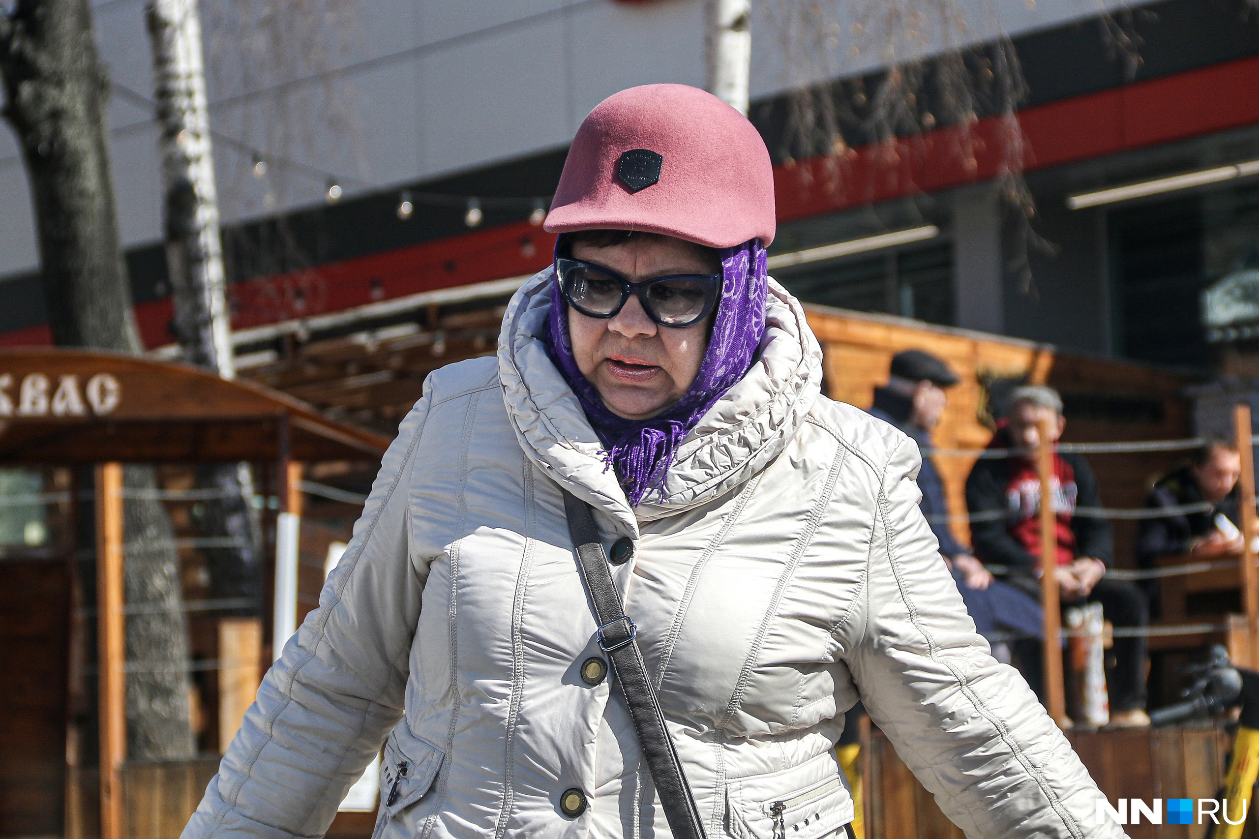 Платок пригодится в любую погоду — и красиво, и функционально Платок пригодится в любую погоду — и красиво, и функционально