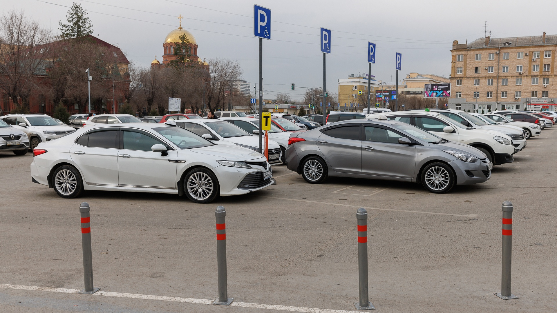 Готовьте ваши денежки: в Волгограде сделан последний шаг к введению платных парковок