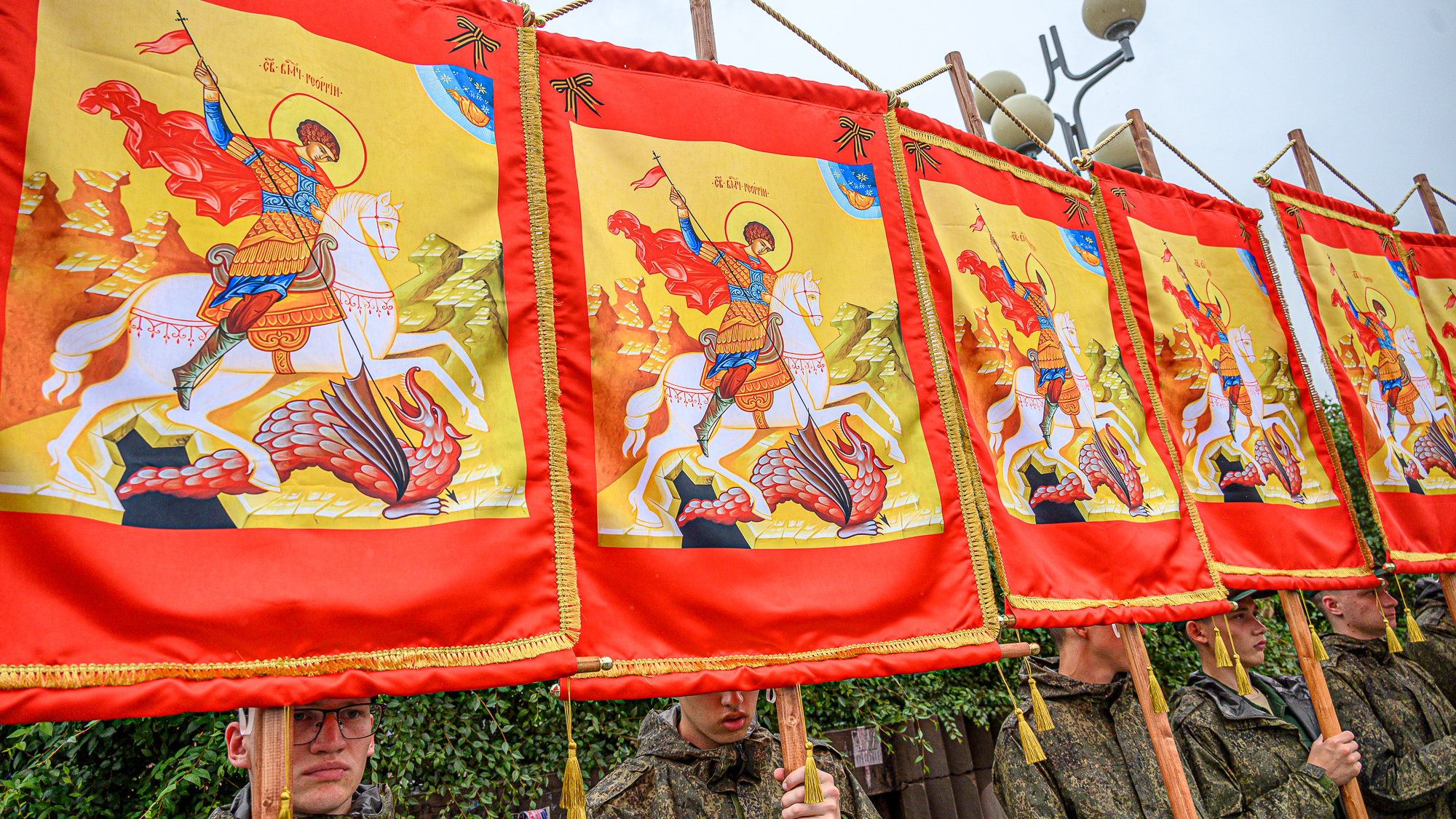 Поклонение мощам Георгия Победоносца и крестный ход в Чите. Фоторепортаж